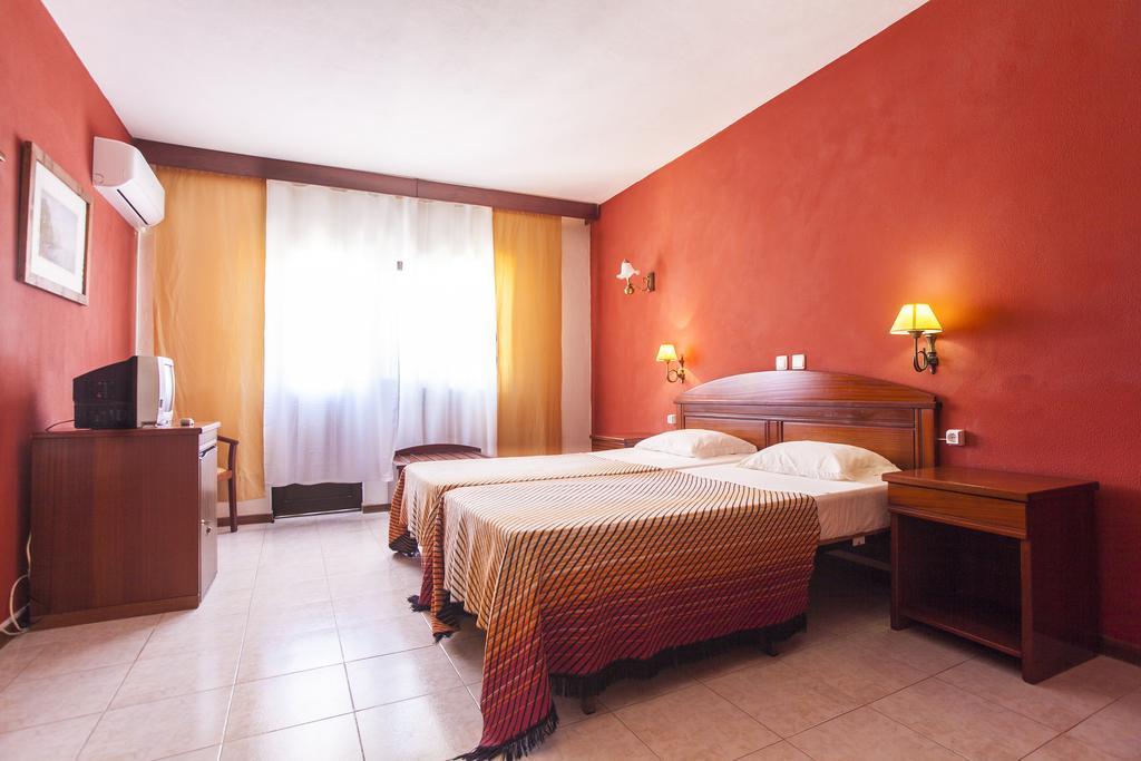 Hotel Central Sal Santa Maria Exterior photo